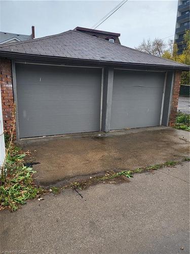 59 Victoria Avenue N, Hamilton, ON - Outdoor