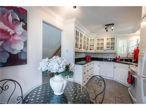 6-1508 Upper Middle Road, Burlington, ON - Indoor