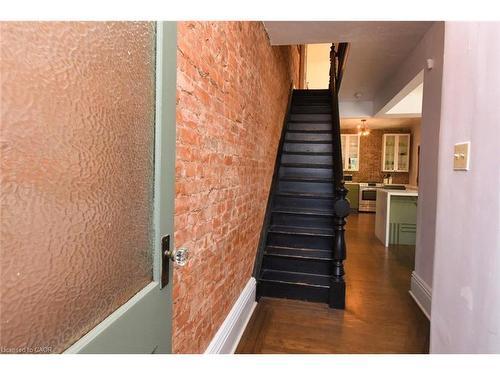 150 Victoria Avenue N, Hamilton, ON - Indoor Photo Showing Other Room