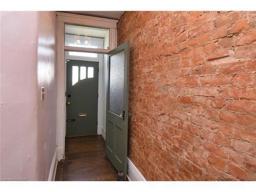 150 Victoria Avenue N, Hamilton, ON - Indoor Photo Showing Other Room