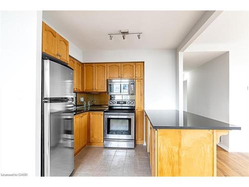 1002-36 James Street S, Hamilton, ON - Indoor Photo Showing Kitchen