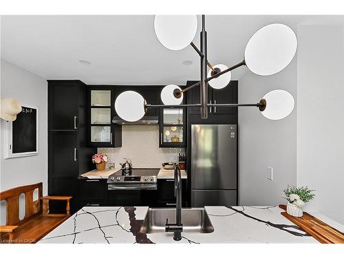 3-15 Dawson Drive, Collingwood, ON - Indoor Photo Showing Kitchen