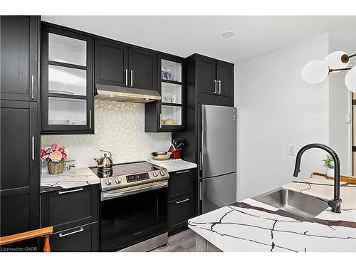 3-15 Dawson Drive, Collingwood, ON - Indoor Photo Showing Kitchen