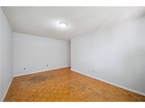 101 Churchill Street, Waterloo, ON - Indoor Photo Showing Other Room