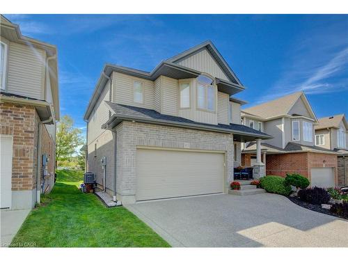 305 Thornhill Place, Waterloo, ON - Outdoor