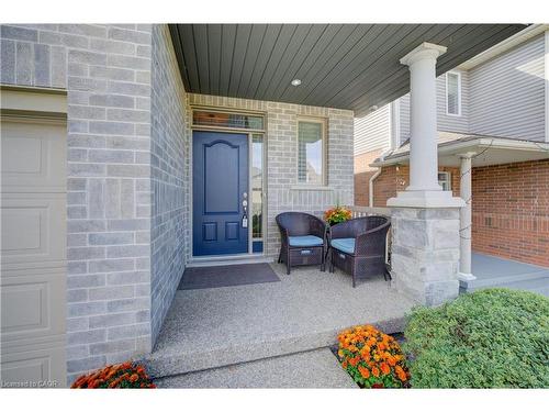 305 Thornhill Place, Waterloo, ON - Outdoor With Exterior
