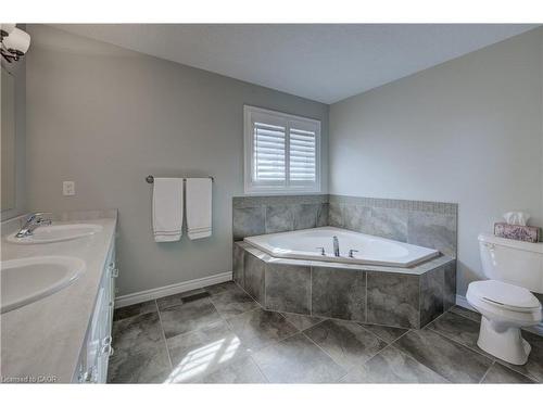 305 Thornhill Place, Waterloo, ON - Indoor Photo Showing Bathroom