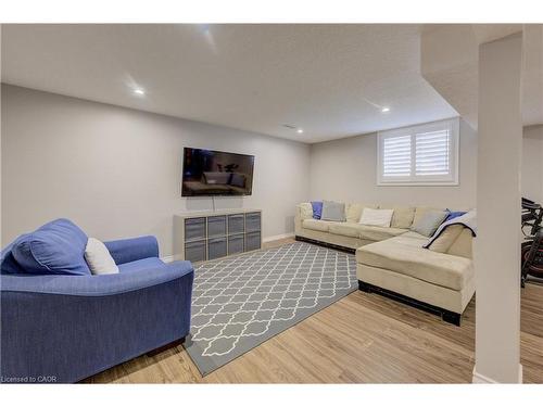 305 Thornhill Place, Waterloo, ON - Indoor