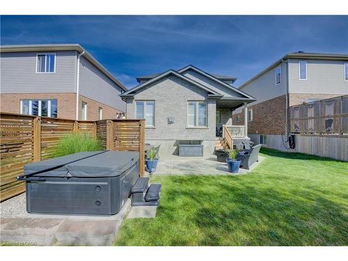 305 Thornhill Place, Waterloo, ON - Outdoor With Exterior