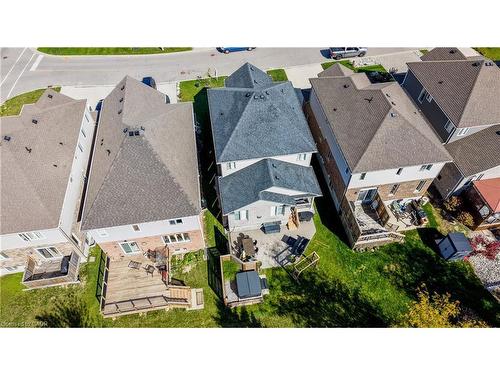 305 Thornhill Place, Waterloo, ON - Outdoor