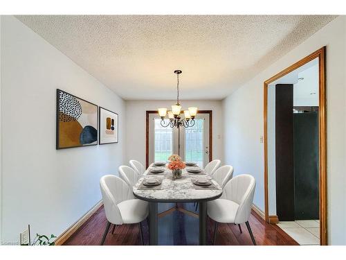 535 Upper Horning Road, Hamilton, ON - Indoor Photo Showing Dining Room