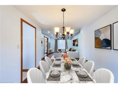 535 Upper Horning Road, Hamilton, ON - Indoor Photo Showing Dining Room