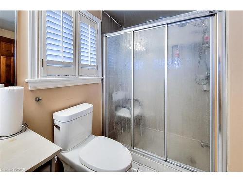 535 Upper Horning Road, Hamilton, ON - Indoor Photo Showing Bathroom