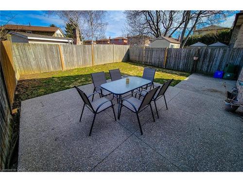 535 Upper Horning Road, Hamilton, ON - Outdoor With Backyard