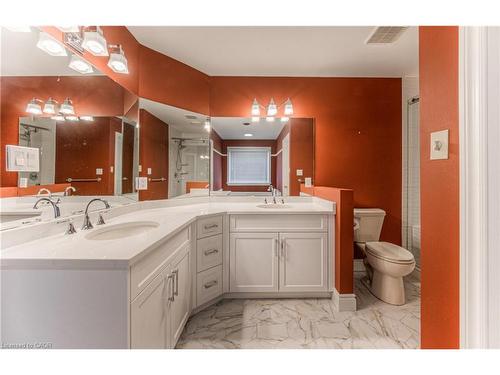 2 Morningview Place, Kitchener, ON - Indoor Photo Showing Bathroom