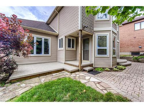 2 Morningview Place, Kitchener, ON - Outdoor