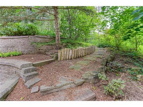 2 Morningview Place, Kitchener, ON - Outdoor