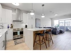 205-500 Brock Avenue  Burlington, ON L7S 0A5