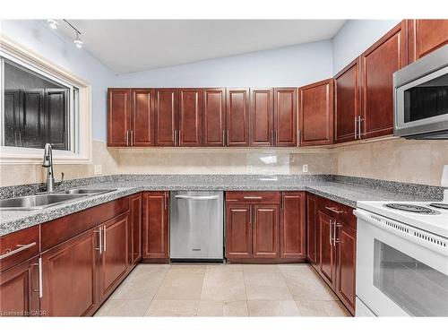 6122 Mayfair Drive, Niagara Falls, ON - Indoor Photo Showing Kitchen With Double Sink