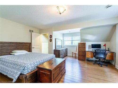 994030 Mono Adjala Townline, Mono, ON - Indoor