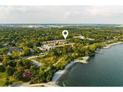 19-5475 Lakeshore Road  Burlington, ON L7L 1E1