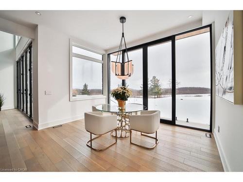 2284 Sideroad 1, Burlington, ON - Indoor