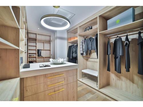 2284 Sideroad 1, Burlington, ON - Indoor