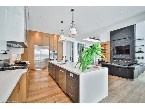 2284 Sideroad 1, Burlington, ON - Indoor Photo Showing Kitchen With Upgraded Kitchen