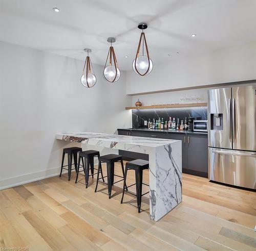 2284 Sideroad 1, Burlington, ON - Indoor