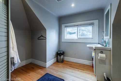 27 Dromore Crescent, Hamilton, ON - Indoor Photo Showing Other Room