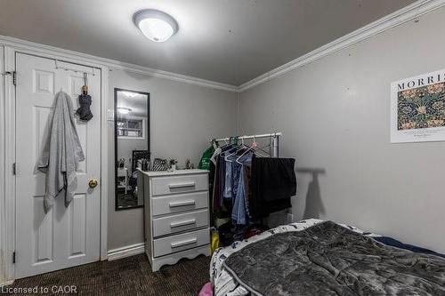 27 Dromore Crescent, Hamilton, ON - Indoor Photo Showing Bedroom