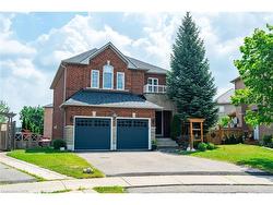 16 Sandyside Crescent  Brampton, ON L7A 3P8
