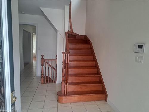 39 Matteo Trail, Hamilton, ON - Indoor Photo Showing Other Room