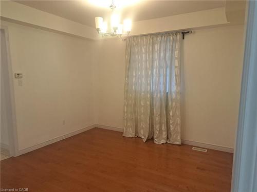 39 Matteo Trail, Hamilton, ON - Indoor Photo Showing Other Room