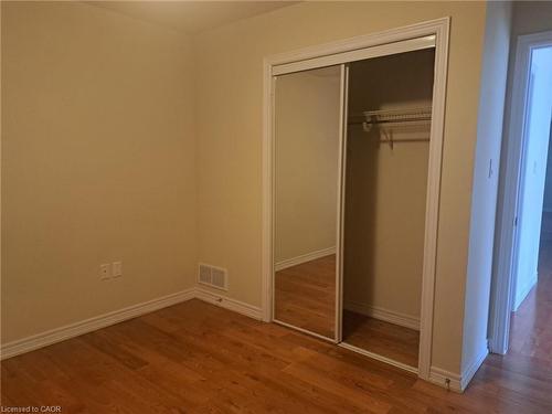 39 Matteo Trail, Hamilton, ON - Indoor Photo Showing Other Room