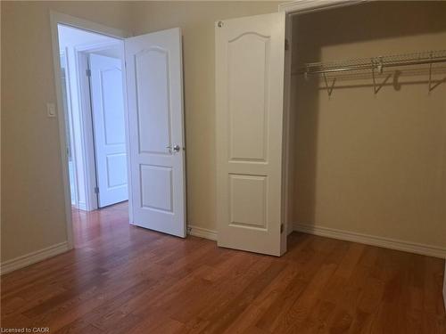 39 Matteo Trail, Hamilton, ON - Indoor Photo Showing Other Room