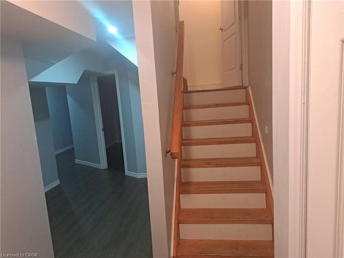 39 Matteo Trail, Hamilton, ON - Indoor Photo Showing Other Room