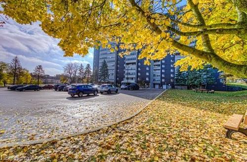 509-225 Harvard Place, Waterloo, ON - Outdoor