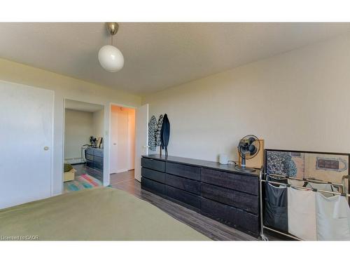 509-225 Harvard Place, Waterloo, ON - Indoor