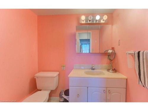 509-225 Harvard Place, Waterloo, ON - Indoor Photo Showing Bathroom