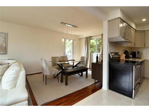 14 Basin Crescent, Hamilton, ON - Indoor