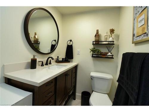 14 Basin Crescent, Hamilton, ON - Indoor Photo Showing Bathroom