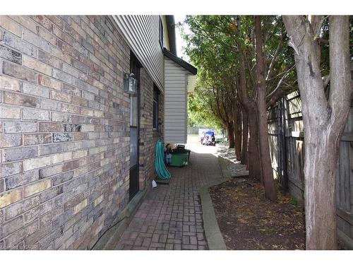 14 Basin Crescent, Hamilton, ON - Outdoor