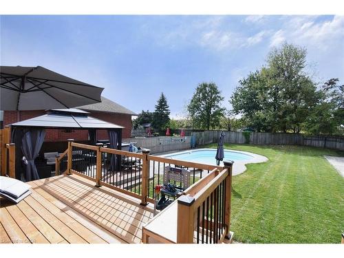 14 Basin Crescent, Hamilton, ON - Outdoor