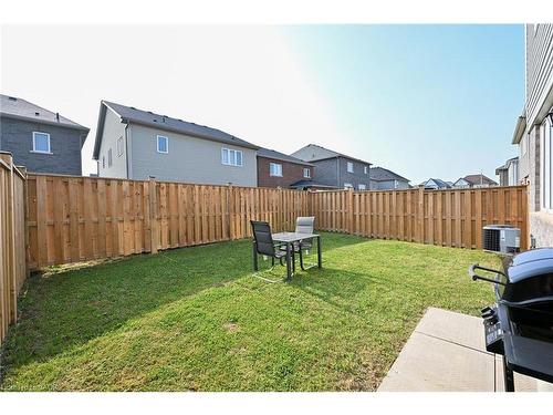 11 Honey Comb Trail, Welland, ON - Outdoor