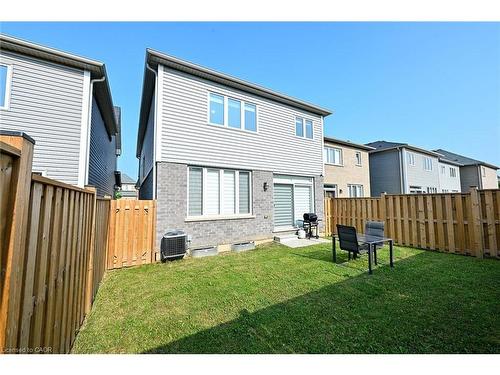 11 Honey Comb Trail, Welland, ON - Outdoor With Exterior