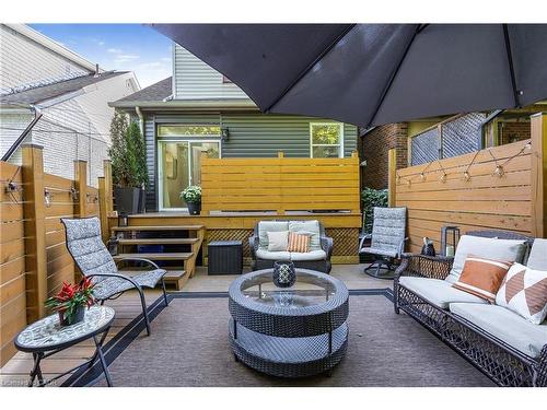 289 Cumberland Avenue, Hamilton, ON - Outdoor With Deck Patio Veranda With Exterior