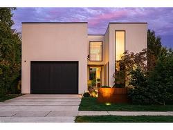 2384 Belyea Street  Oakville, ON L6L 1N9