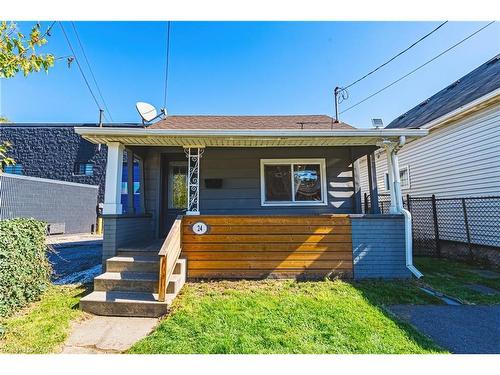 24 Rowanwood Street  Hamilton, ON L8L 7H3