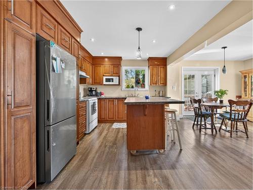 579 Upper Sherman Avenue, Hamilton, ON - Indoor